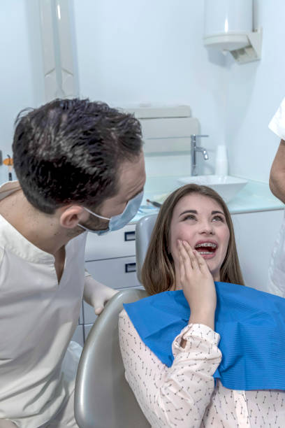 Best Emergency Tooth Extraction in Oxnard, CA